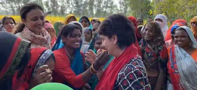 प्रियंका गांधी ने यूपी चुनाव के लिए लीं सात प्रतिज्ञा